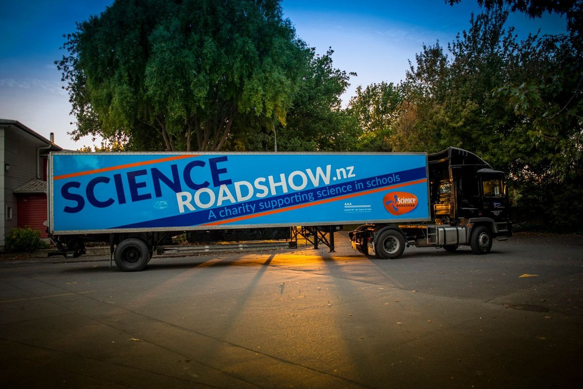 Science Roadshow in Gore