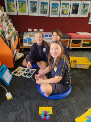 Room 19 goes full robo-brick mode!